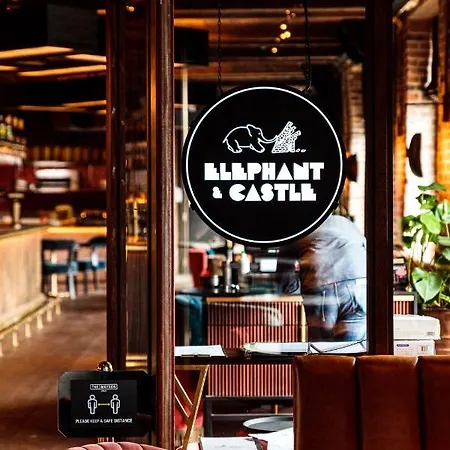 The Mayson ホテル