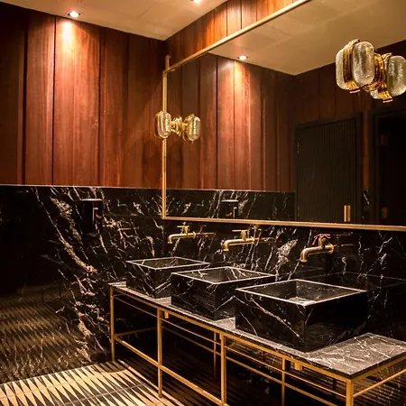 ホテル The Mayson 4*